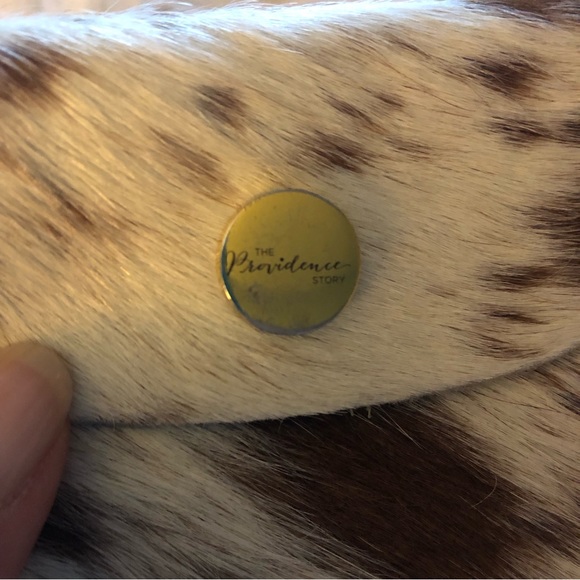 The Providence Story hair on hide coin card case snap closure raw lining - Picture 3 of 6